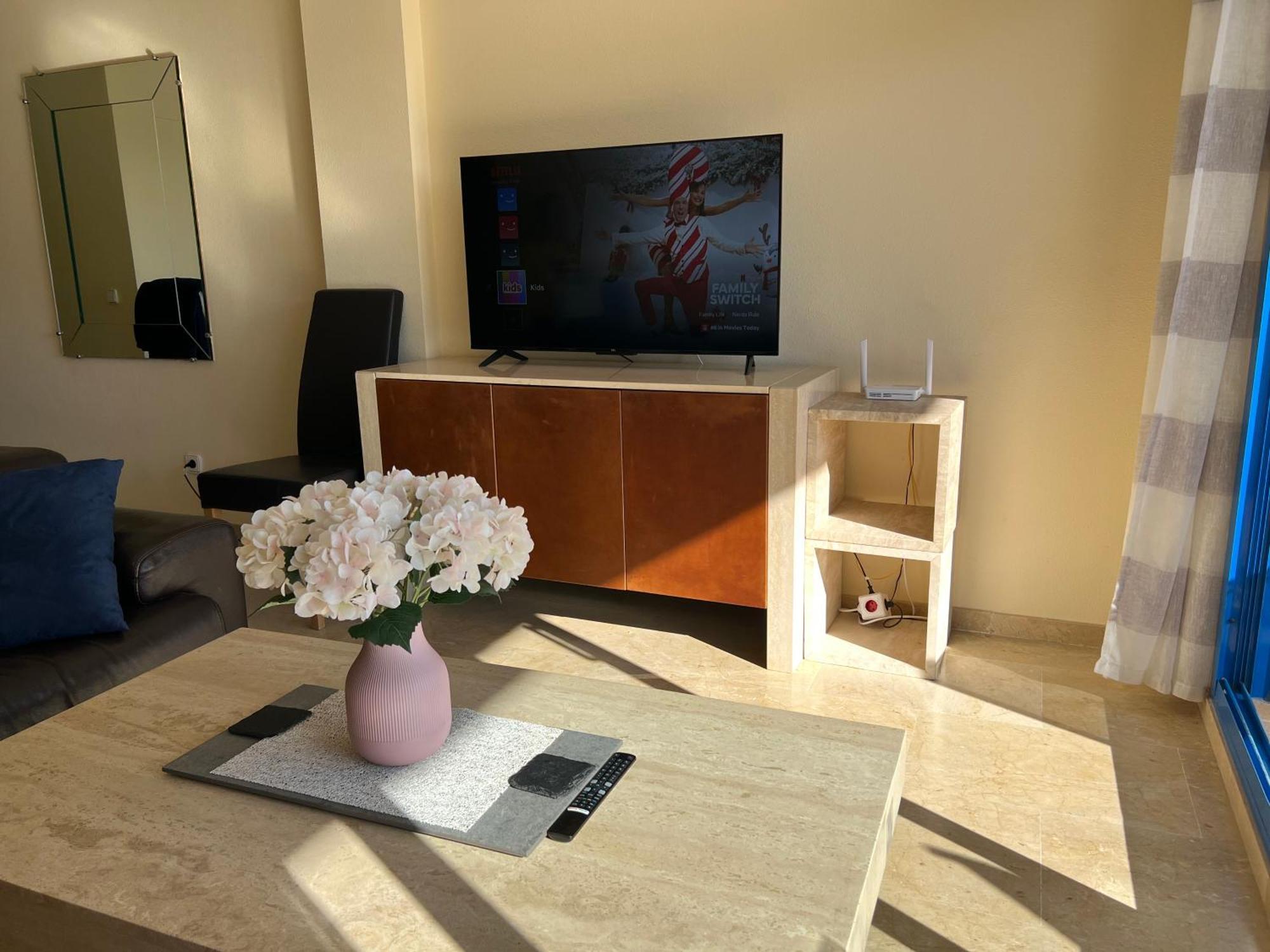 2 Bedrooms Sea And Pool View Apt In Duquesa Golf & Gardens Manilva Castillo de Sabinillas ภายนอก รูปภาพ